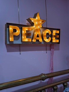 Peace Sign - plug in sign with petit vanity light bulbs